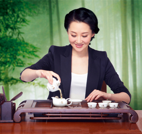 茶因水而美,你会想起谁? 茶因水而美,你会想起谁?