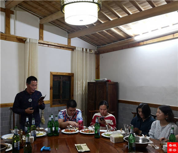 《长淮诗典》情满“峡谷春”婺源金秋诗会