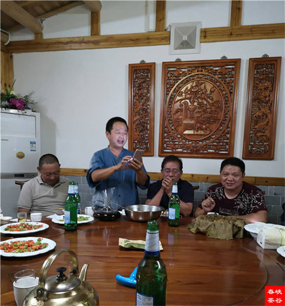 《长淮诗典》情满“峡谷春”婺源金秋诗会