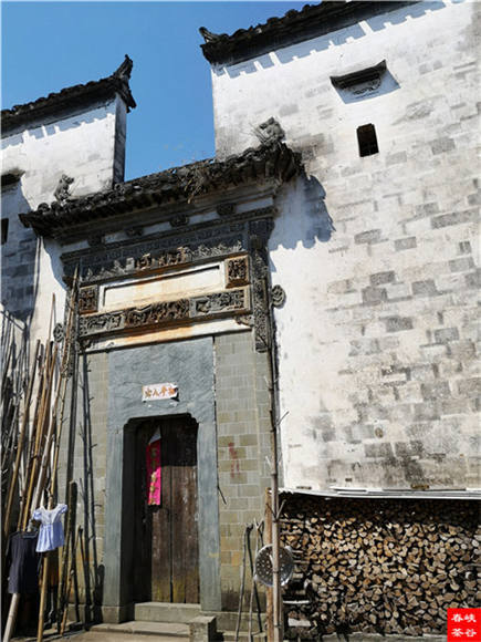 《长淮诗典》情满“峡谷春”婺源金秋诗会